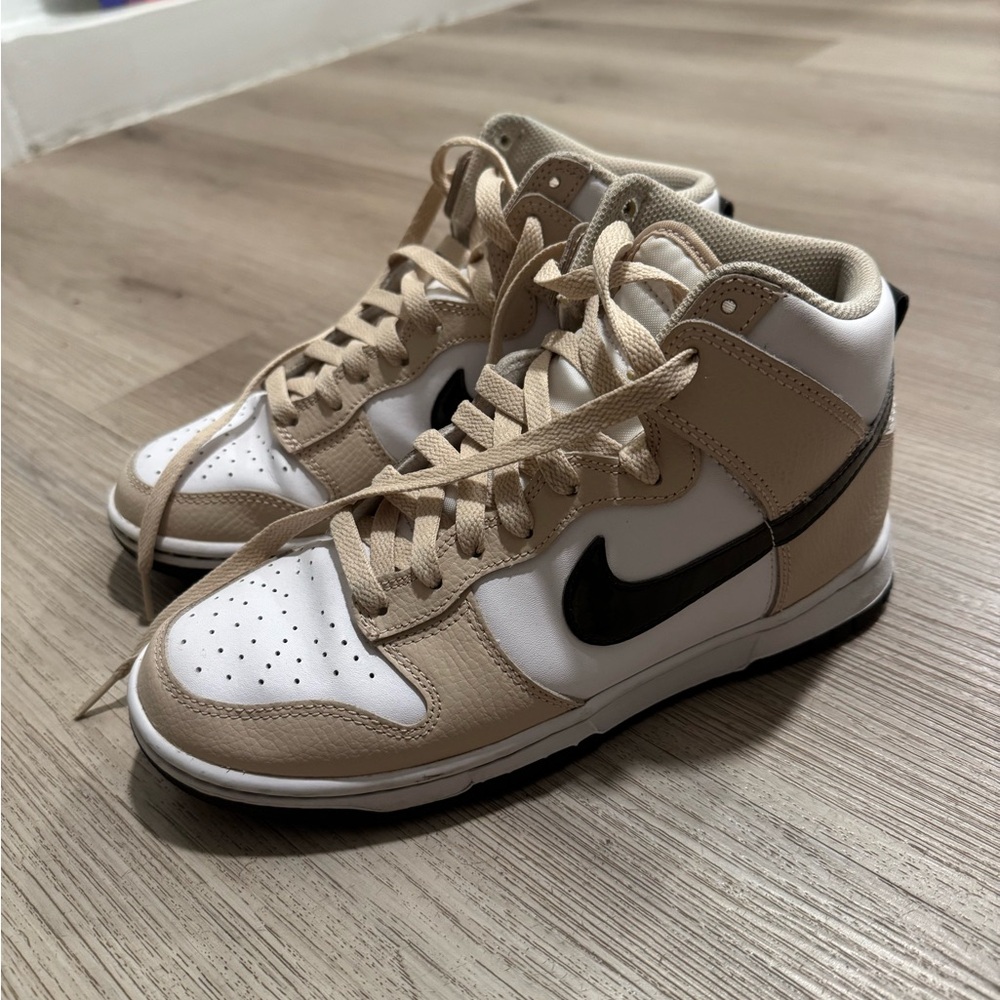 Nike High-Top Sneakers in Beige and White